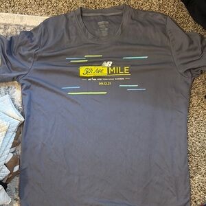 New Balance Gray Short Sleeve Tee with Graphic Design
